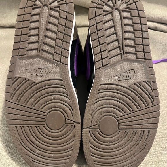 Hardly worn!! Men’s size 8.5 Nike Air Jordans - Picture 12 of 15